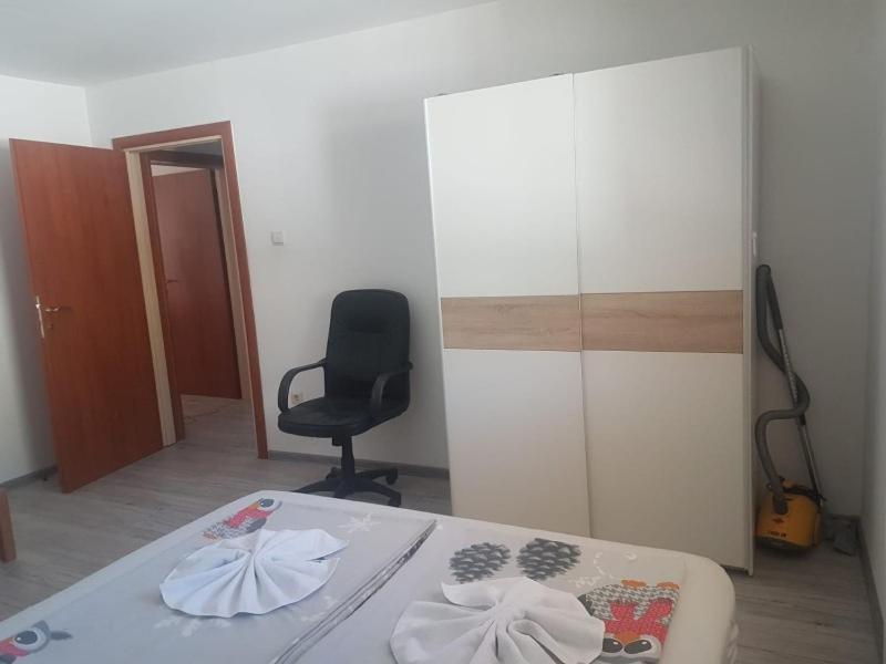 Apartman Salus Tuzla Extérieur photo