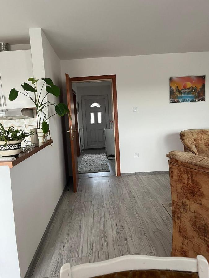 Apartman Salus Tuzla Extérieur photo