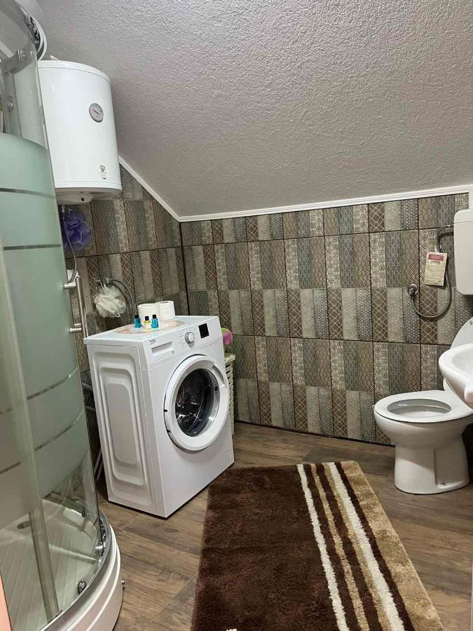Apartman Salus Tuzla Extérieur photo