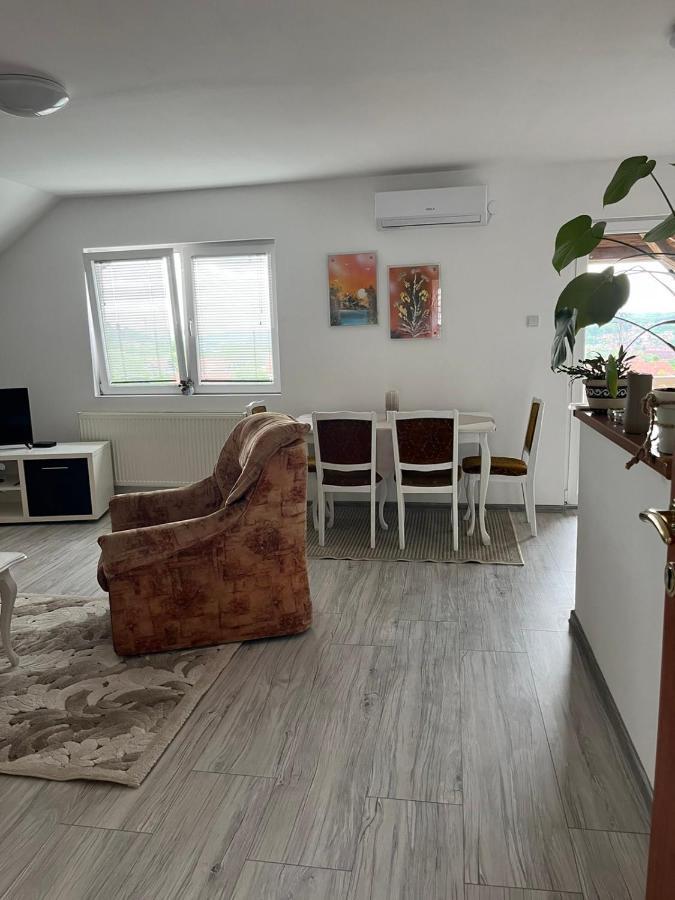 Apartman Salus Tuzla Extérieur photo